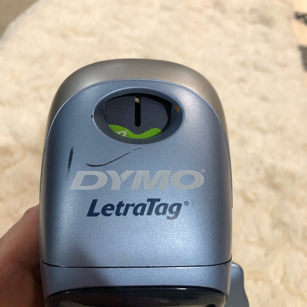 Portable label maker - Picture 2 of 3